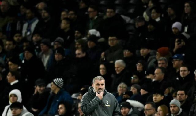 开云体育官网-热刺该不该炒掉澳波？大将护主心切炮轰列维