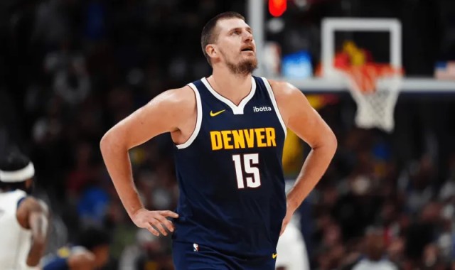 开云官网-皮尔斯：同时领跑助攻和篮板榜的概率，比单场100分概率都小